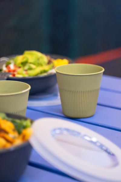 Hot Stripes Becher Mehrweg 24 cl/8 oz Grün